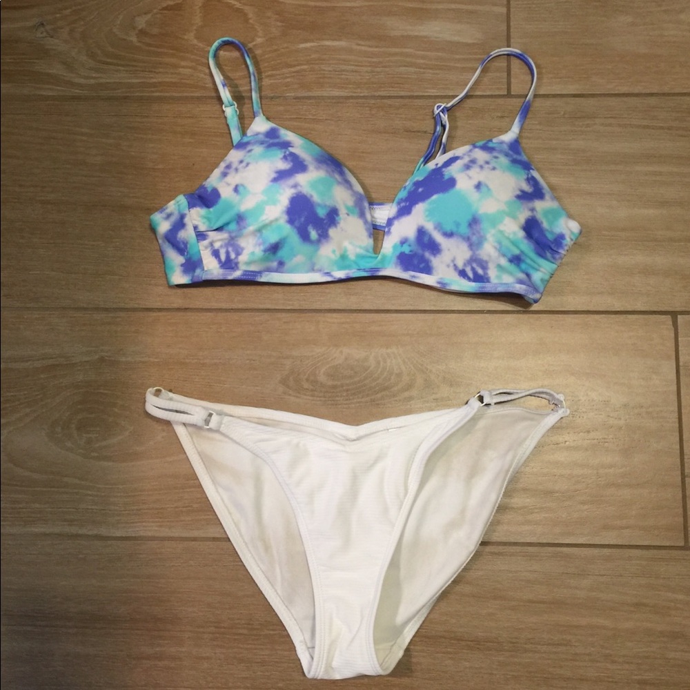 Bathing suit